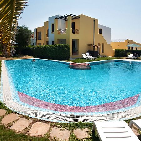 Oasi D'Oriente Aparthotel Santa Cesarea Terme Kültér fotó