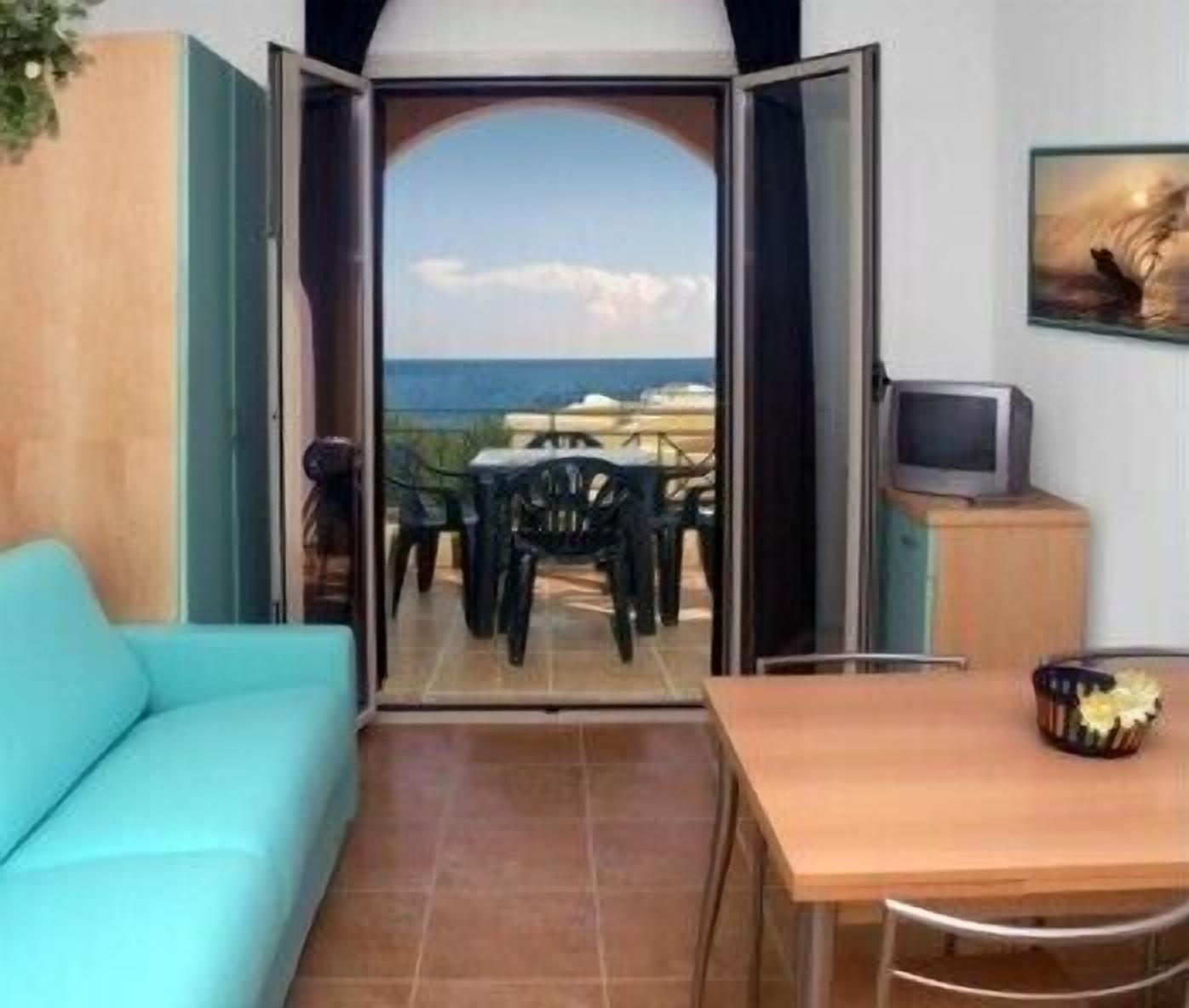 Oasi D'Oriente Aparthotel Santa Cesarea Terme Kültér fotó
