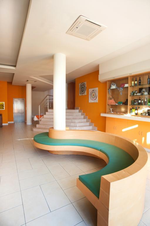 Oasi D'Oriente Aparthotel Santa Cesarea Terme Kültér fotó