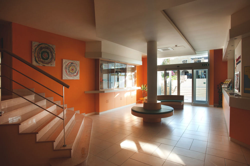 Oasi D'Oriente Aparthotel Santa Cesarea Terme Kültér fotó