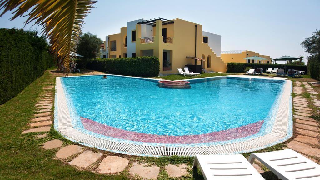 Oasi D'Oriente Aparthotel Santa Cesarea Terme Kültér fotó